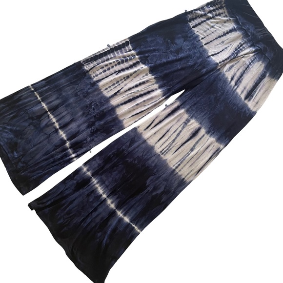 ❌SOLD❌  S-Twelve    Palazzo Pants, Blue & White TieDyed   Size Medium     NWT - Picture 2 of 8